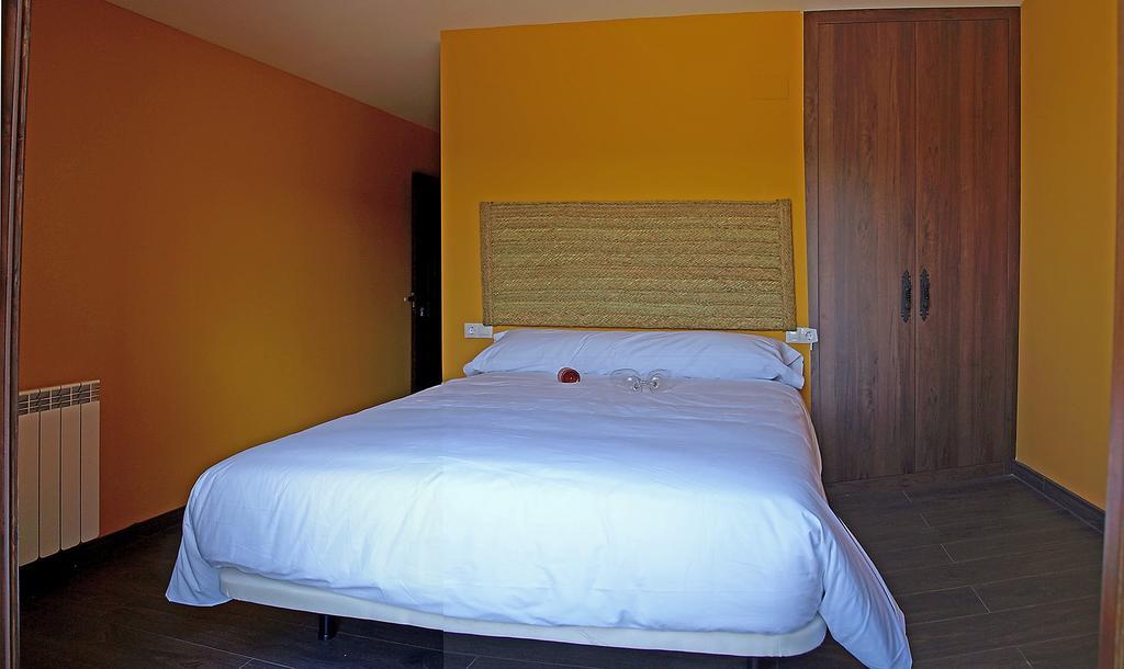 Casa Arrieta Guest House Castejon de Valdejasa Bagian luar foto